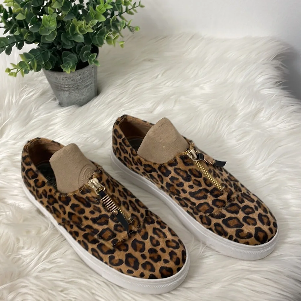Madden Girl Kudos Zip Up leopard print sneakers 🐆 - Picture 1 of 6
